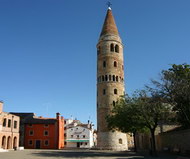 Il centro storico di Carole