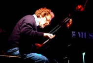 Luis Bacalov al piano Luis Bacalov al piano
