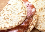 Piadina romagnola Piadina romagnola
